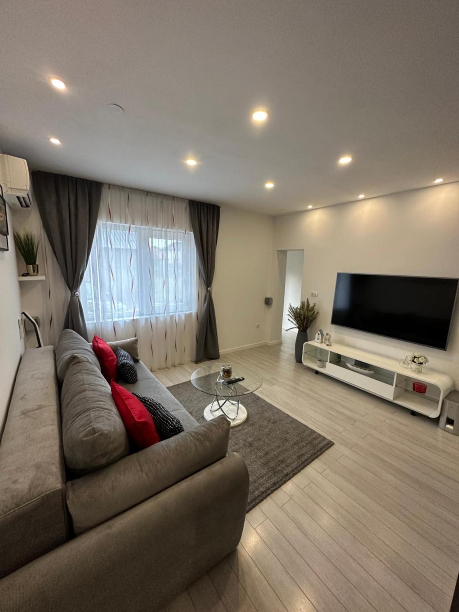 Apartment Leo ซาดาร์ ภายนอก รูปภาพ
